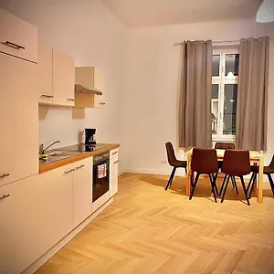 Wiedner , Viena Austria